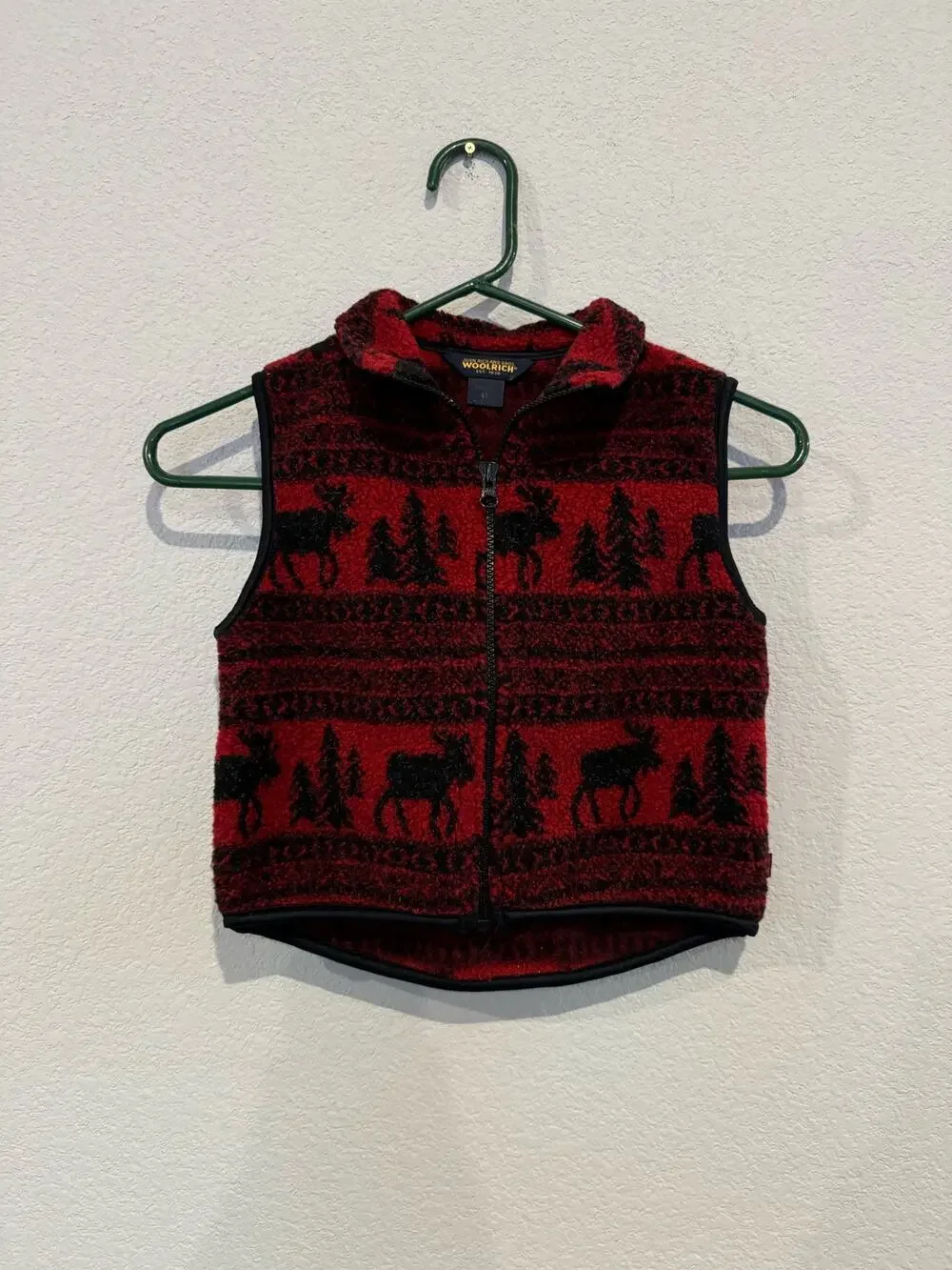 Woolrich Boy's Size 4T Moose Fleece Sleeveless Full Zip Collared Vest Red/Black